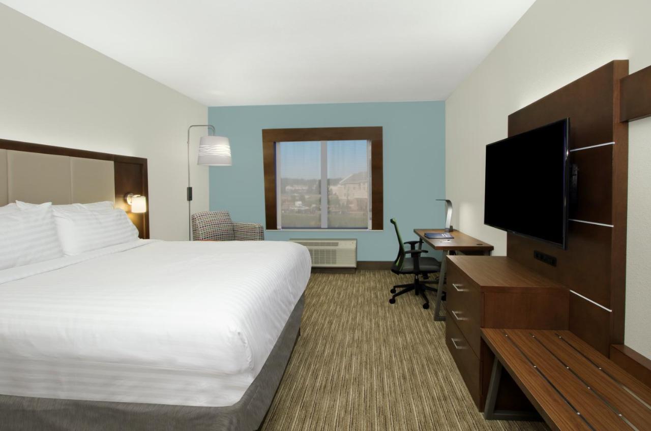 Holiday Inn Express & Suites Columbus North By Ihg Екстер'єр фото