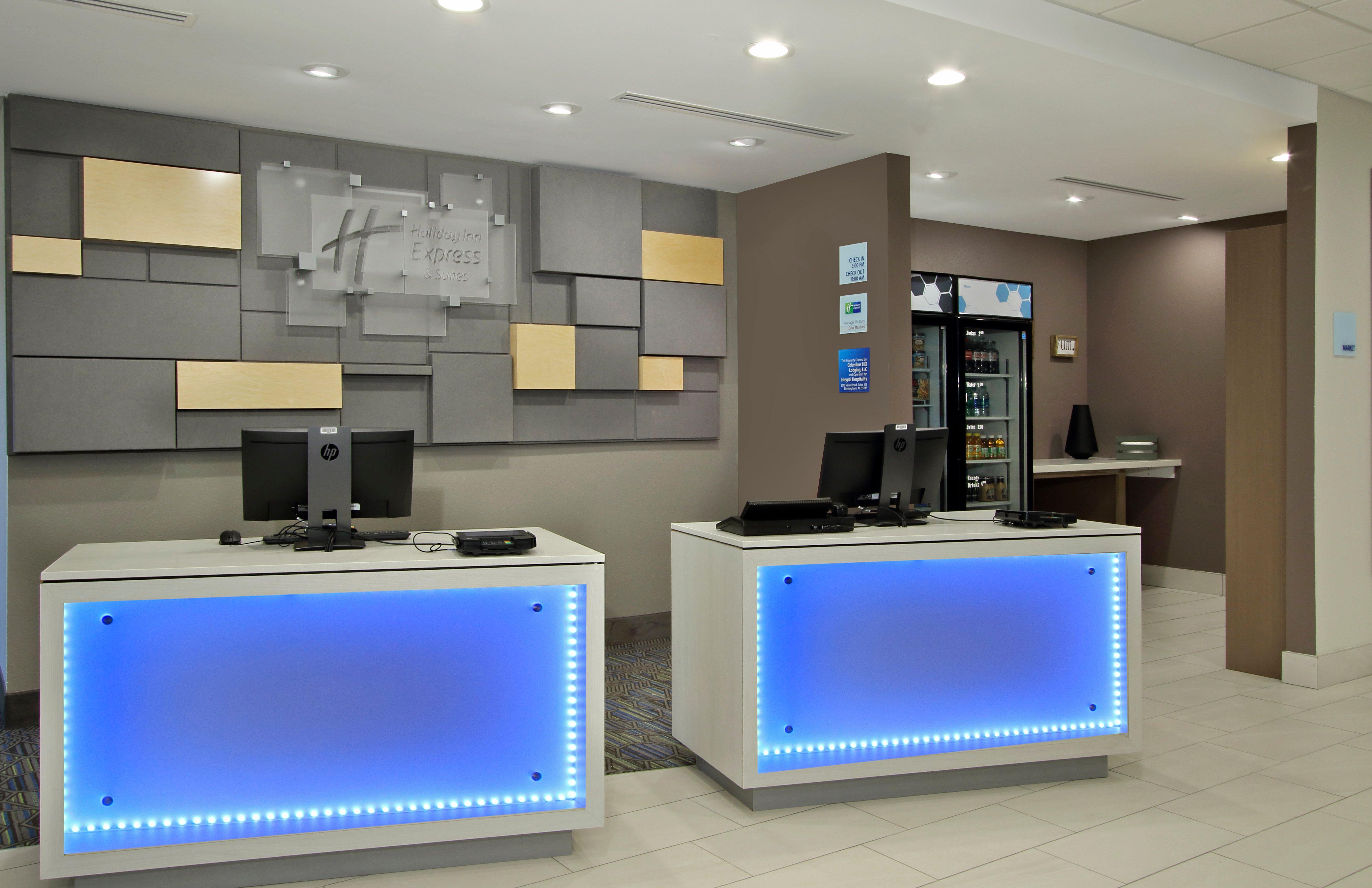 Holiday Inn Express & Suites Columbus North By Ihg Екстер'єр фото